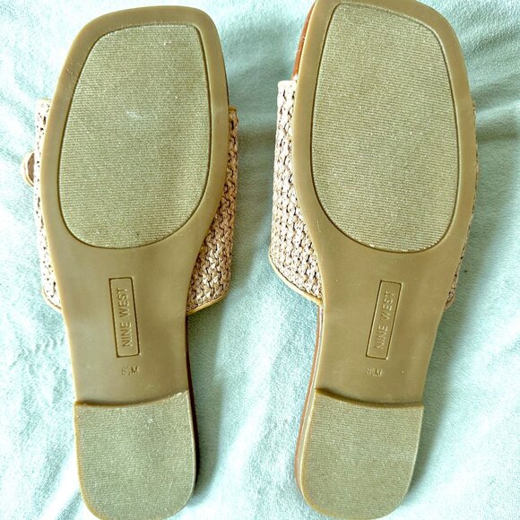 NWT Nine West Raffia Straw Slide Buckle Sandals 8.5 - Picture 2 of 2